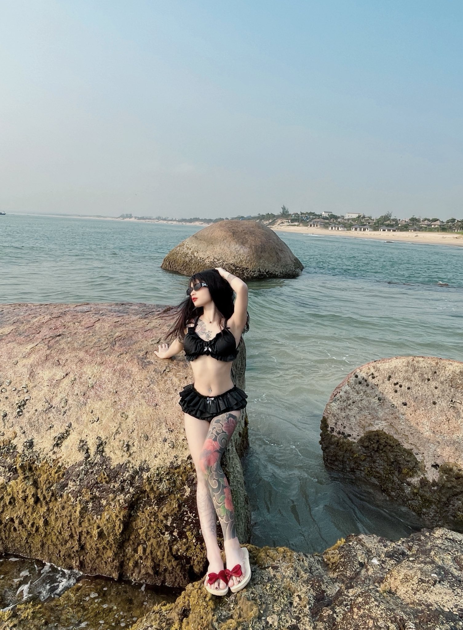 Có thể là hình ảnh về đại dương và bãi biển