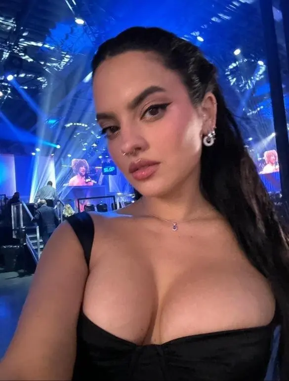 lxlVOWAN.webp