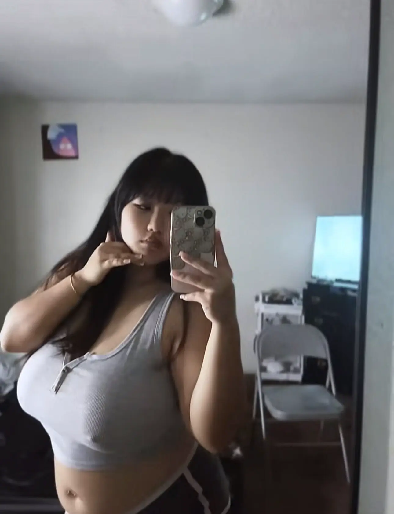 Thick and chubby asian shyt, proud sa big boobies niya