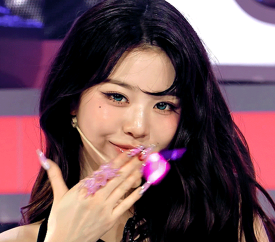 tumblr_208d9d3b9ab650b7338cc315d2368606_2a79c6b0_540 (1).gif