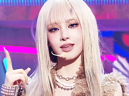 403a29ca-aaee-4c3e-b833-4e2fab382237.gif