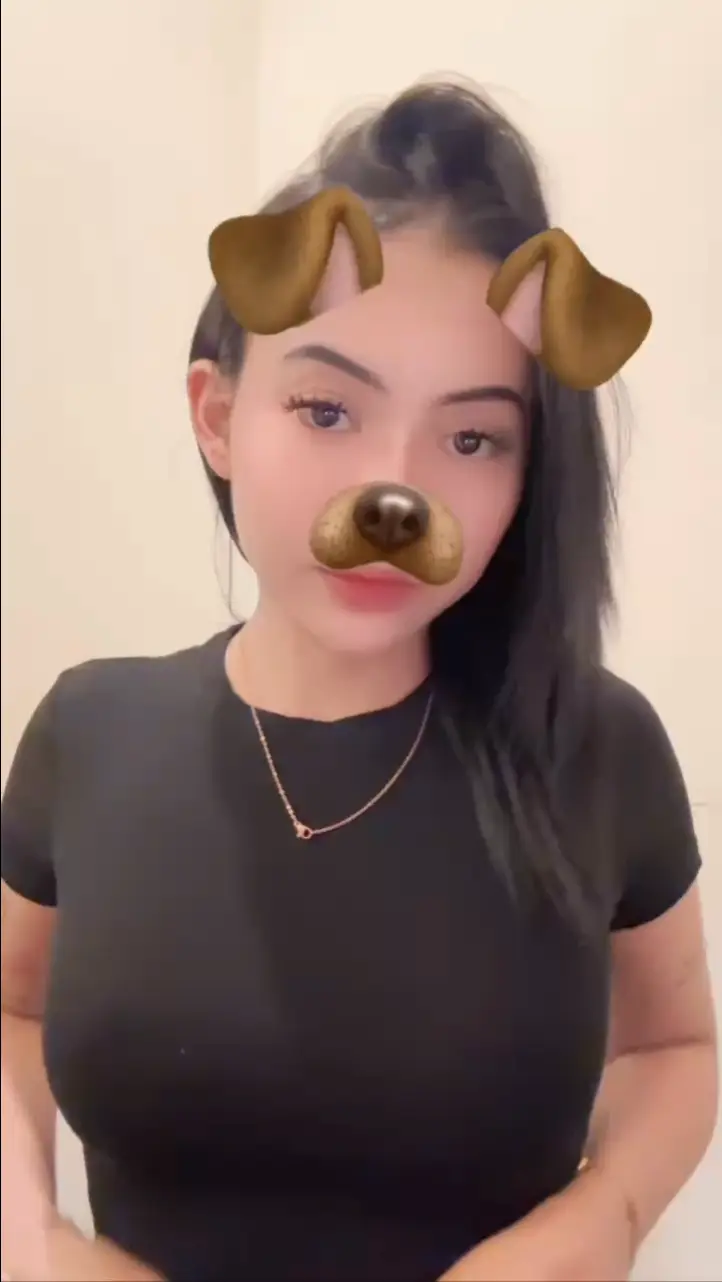 Solid ang baddie vibes niya, big boss sa VC.