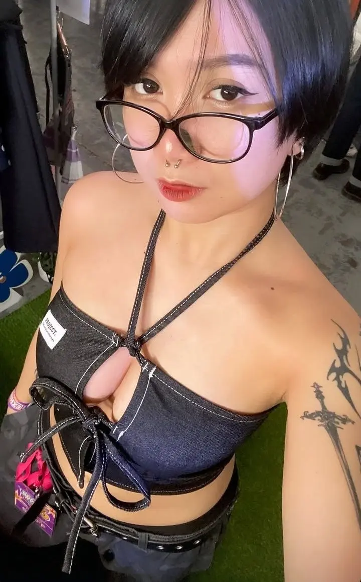 Si Tatted Baddie nagbabalik!