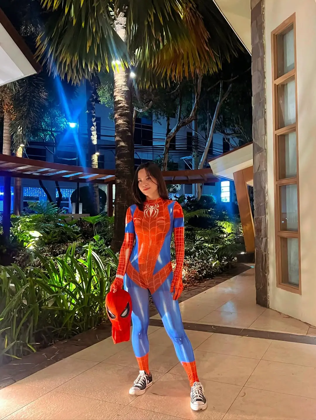 Spiderwoman ang nagdala
