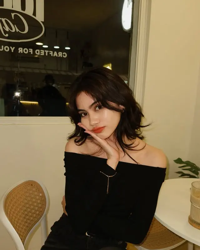 Facecard Mestiza Baddie