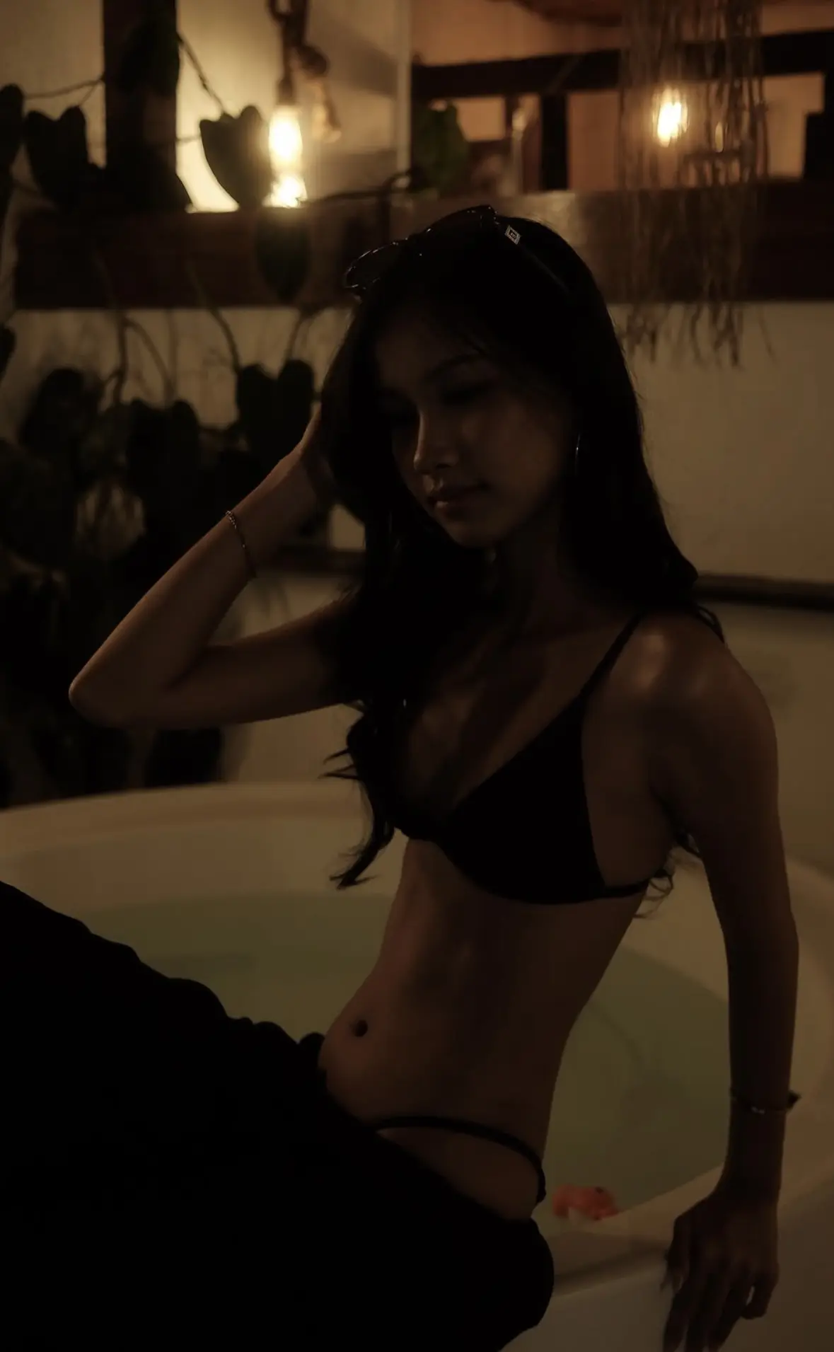 Bagong bathtub pics ni Michelle H.