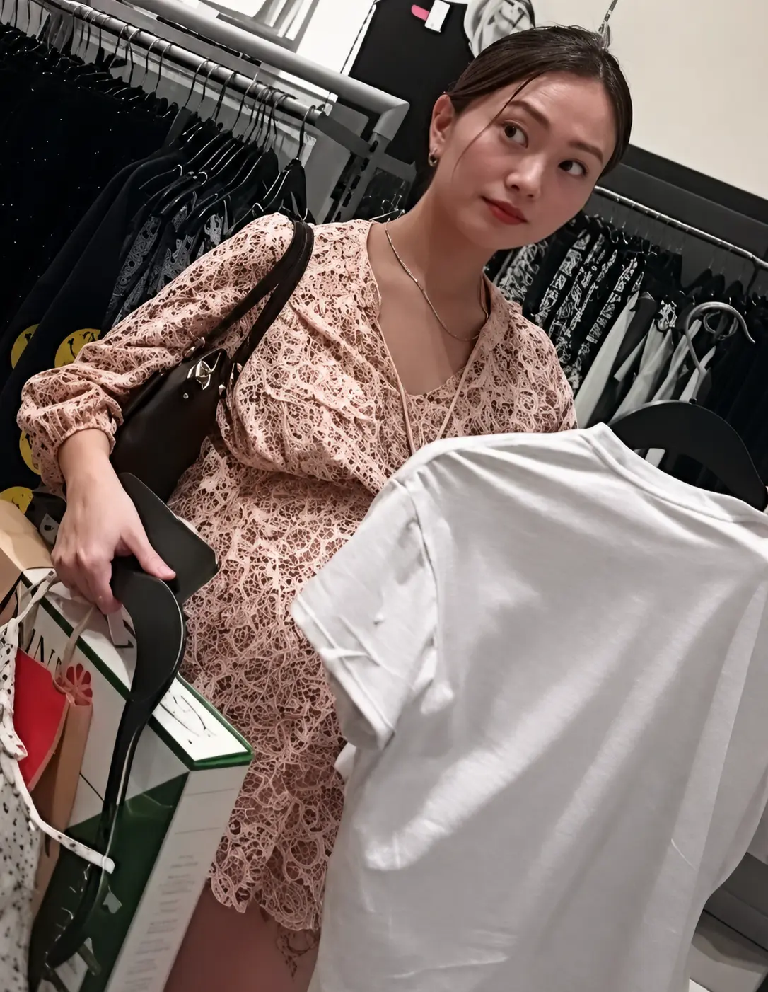 Boso upskirt sa chinese white panty