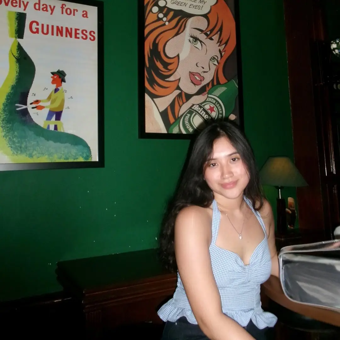 Fun Green School Rich Girl Morena
