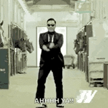 psy-gangnam-style.gif