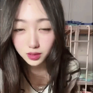 Cutie chinita's nipslip while livestreaming 27 (Rekta)