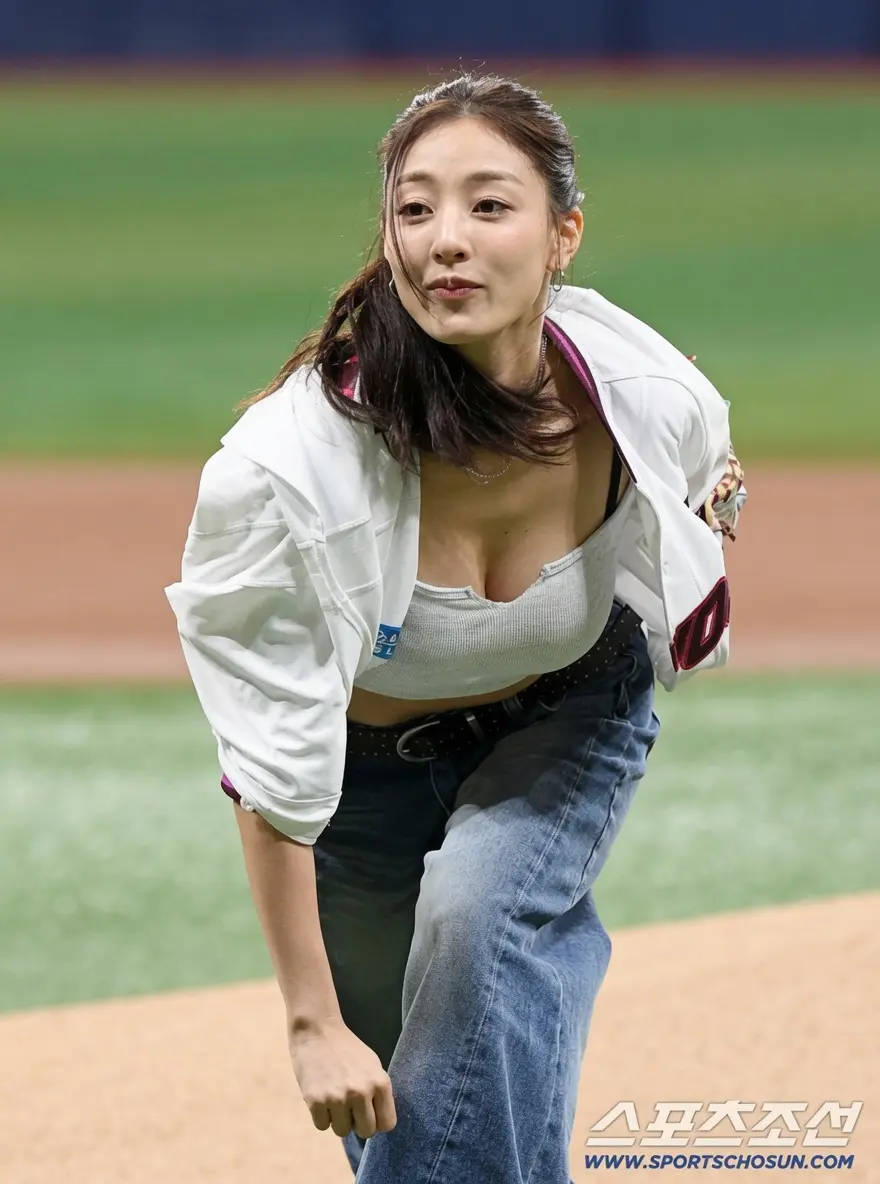 260621-kcloseupshd-2068683249019212237-1.webp