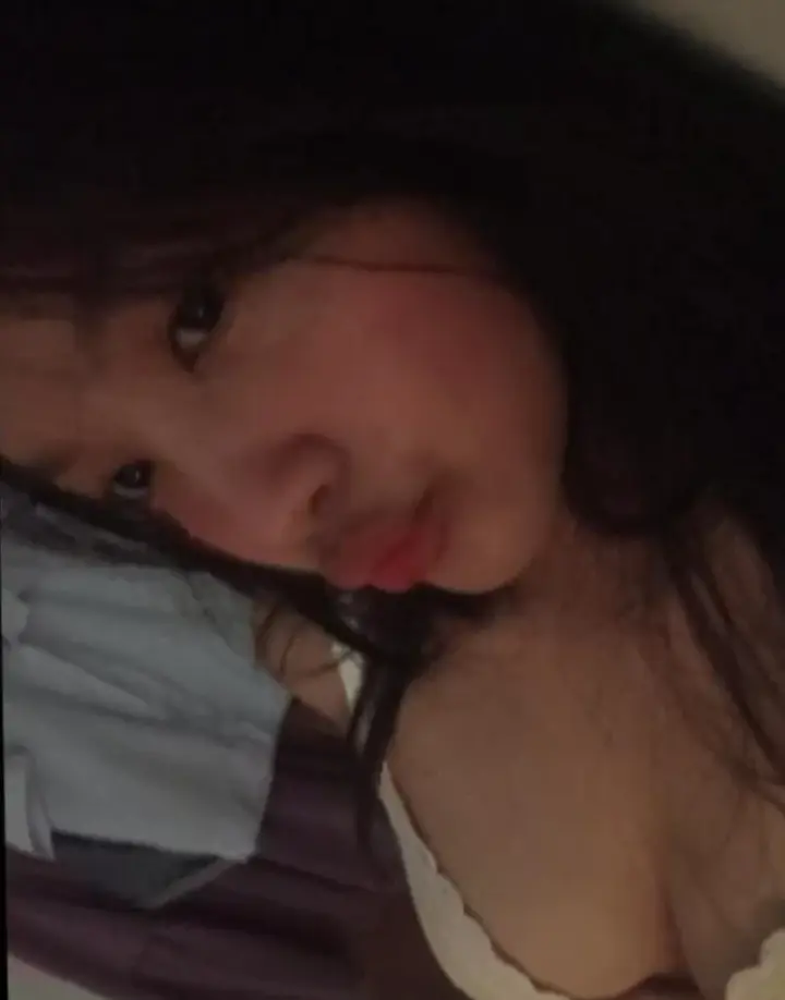 SSS + tier mestiza baddie nag labas ng krema sabay squirt
