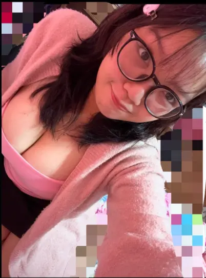 Twt baddie, nag pa silip na