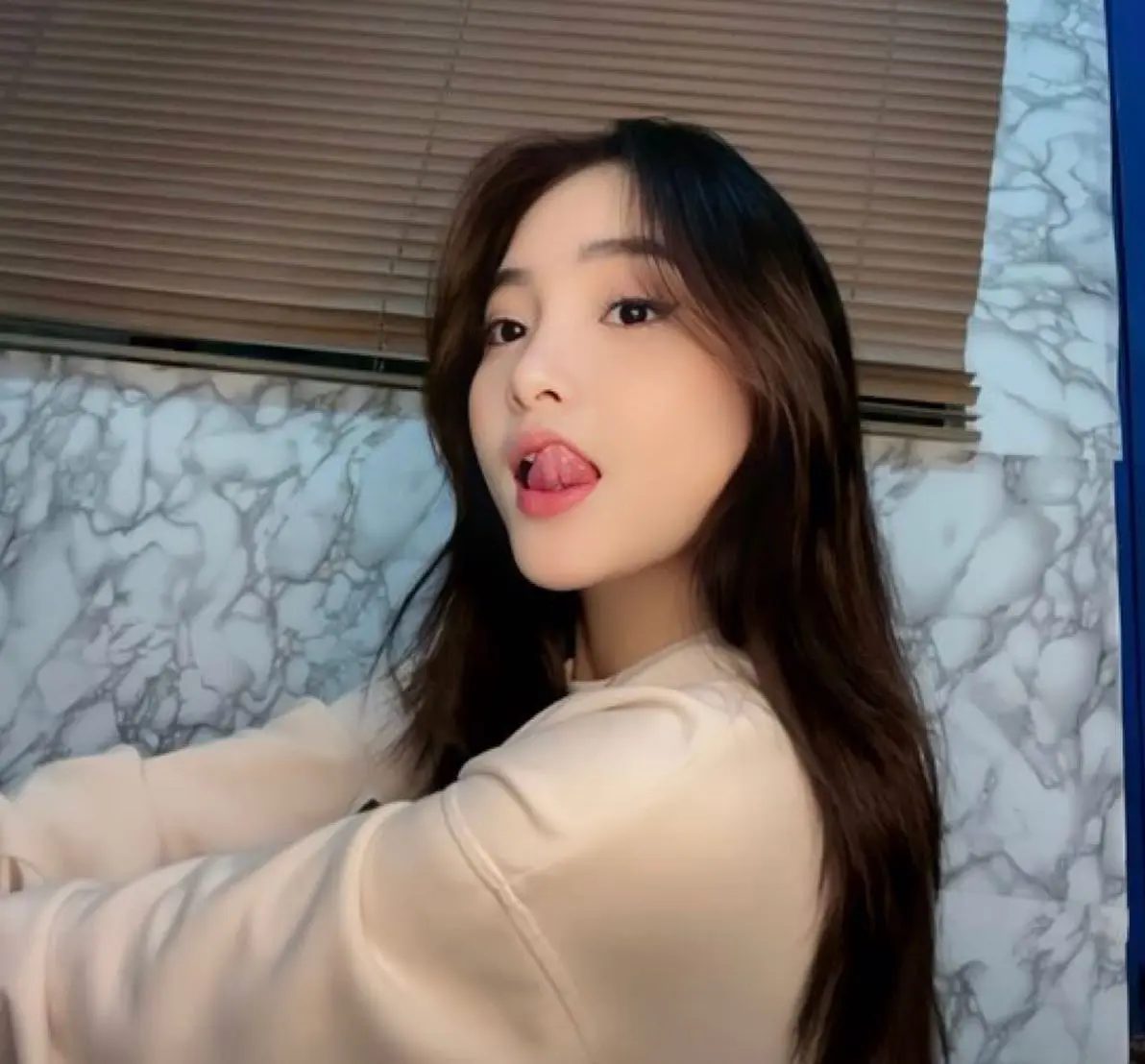 pics (3).webp