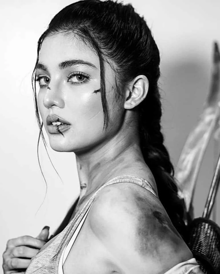 janedeleon-laracroft-starmagichalloween2019-4.webp