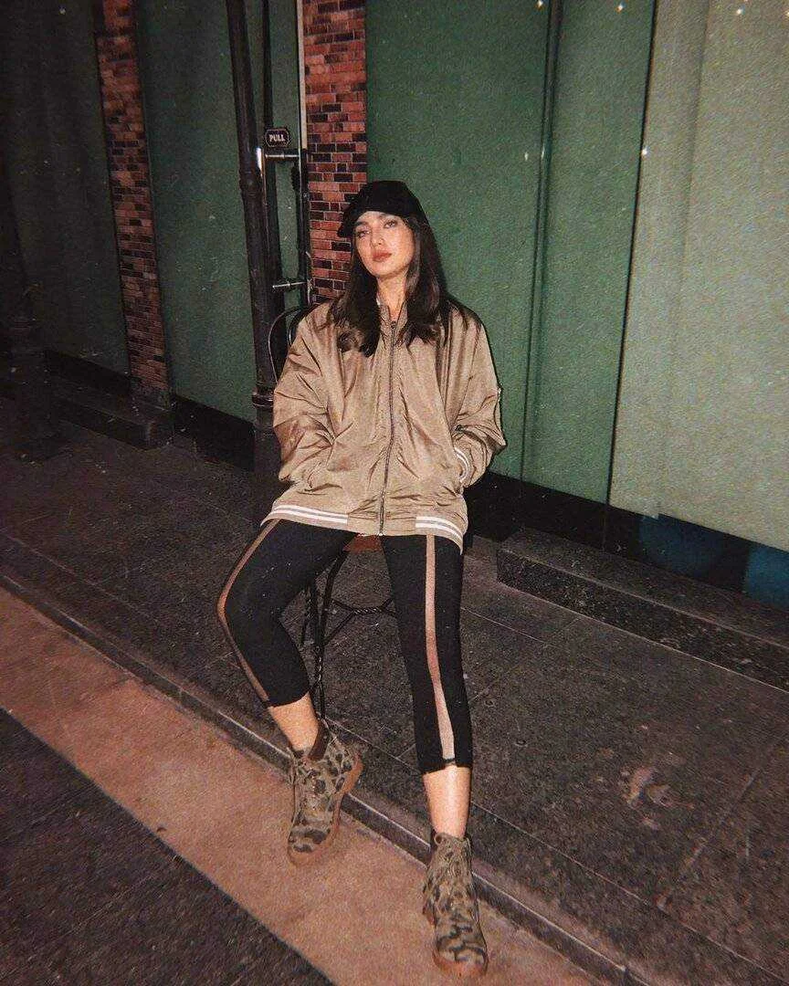I’m basically a girl with a personality of a dude. _100_ @sofabph ( 1350 X 1080 ).webp