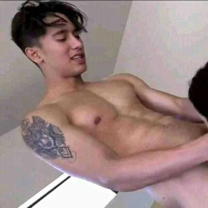 sa mga barbie.... 🤣🤣🤣
