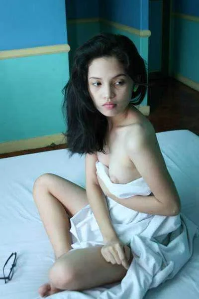 Issa-Kenley-****-Pinay-Model-Azzisa-Thalia-Enopia-Leaked-Full-Set-***-*******-13.webp